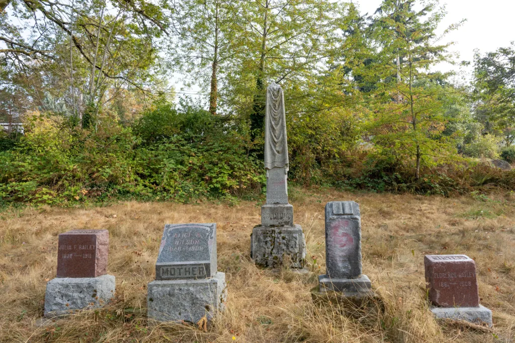 Graveyards at Comet Lodge Cemetery. Originally a Duwamish burial ground, Comet Lodge — right off I-5 near Georgetown — was a cemetery for the city’s early settlers in the late 19th century.
