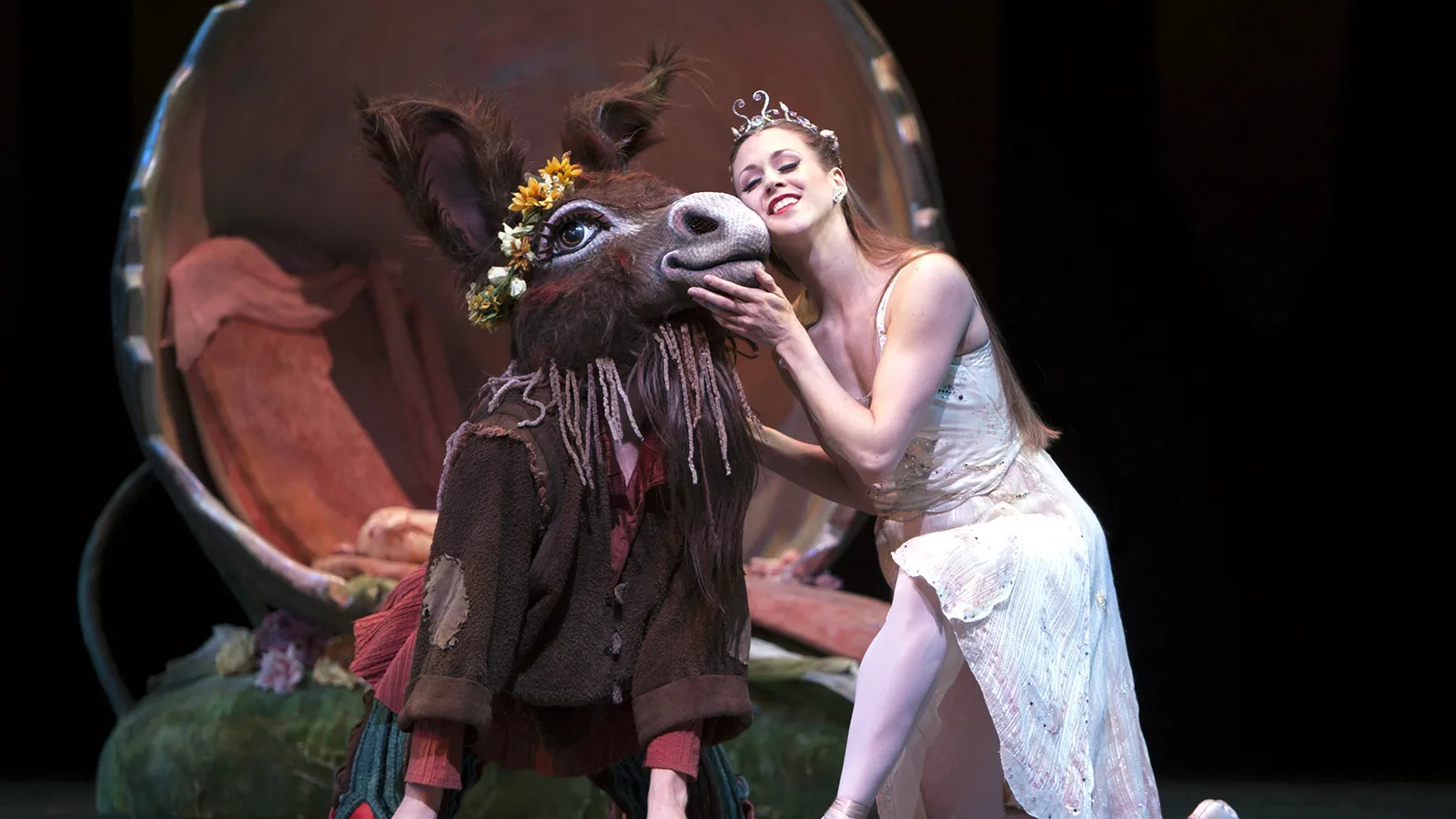 The Fairy Queen, Titania embraces a ballet dancer wearing a donkey head