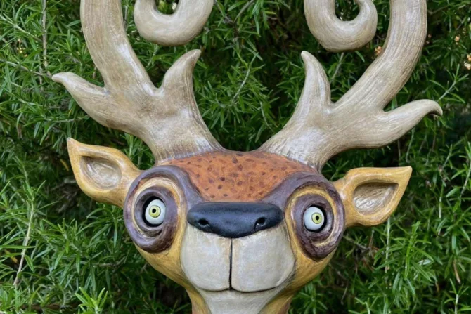 "Cheetalope" clay sculpture by artist Mike O'Day