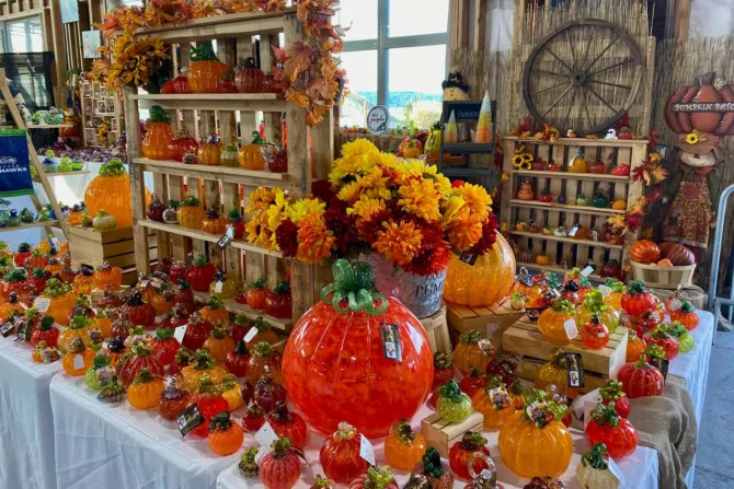 A patch of glass pumpkins