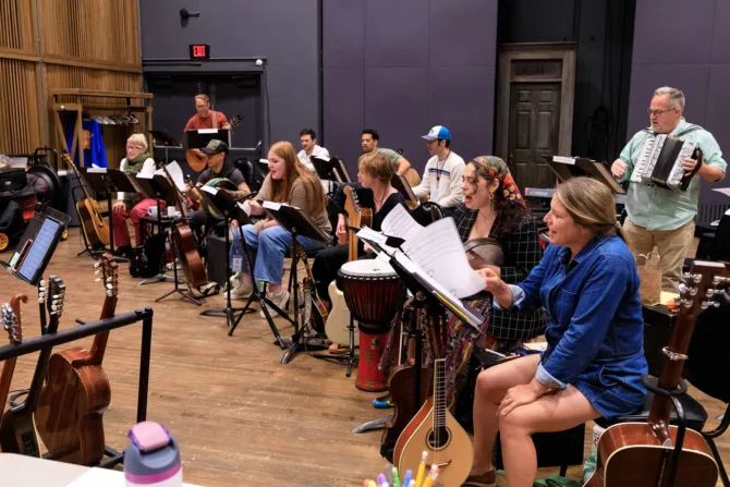 Come From Away rehearsal