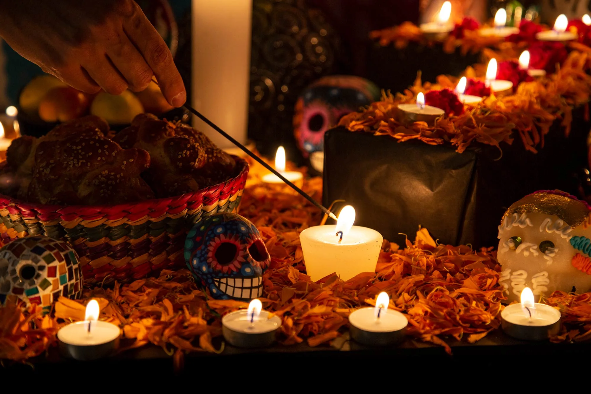 Dia de los Muertos ofrenda