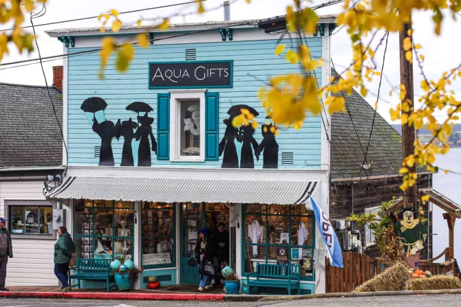 Aqua Gifts in Coupeville